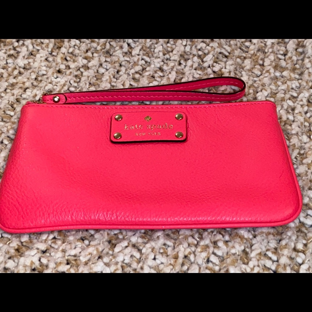 NWOT Kate Spade wristlet